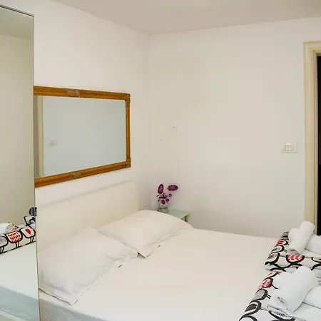 Studio Apartman 3*